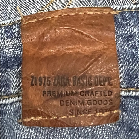 Zara Adjustable Strap Distressed Denim Jean Overalls Size Small Women’s - Picture 5 of 6